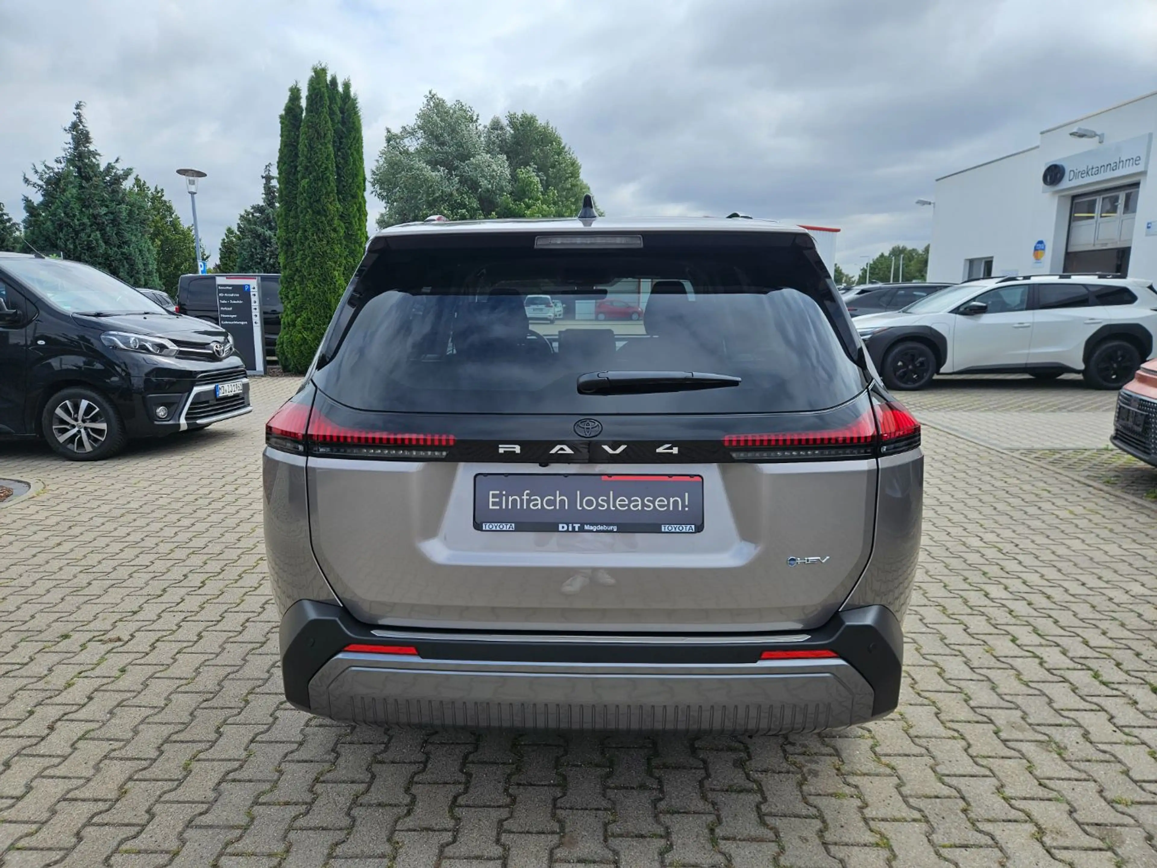 Toyota RAV 4 RAV4 2.5 AWD Teamplayer ACC+LED+Navi+SHZ+2xKlima — photo 8