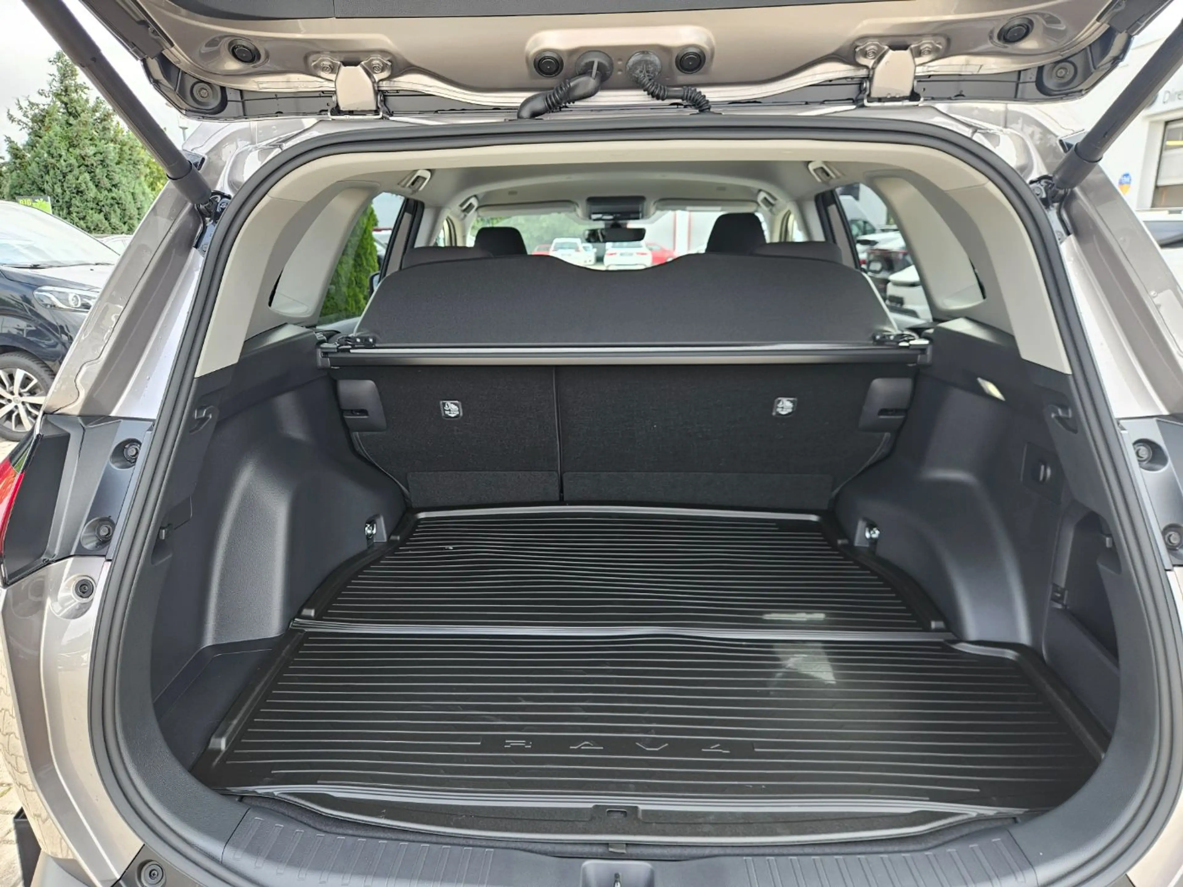 Toyota RAV 4 RAV4 2.5 AWD Teamplayer ACC+LED+Navi+SHZ+2xKlima — photo 10