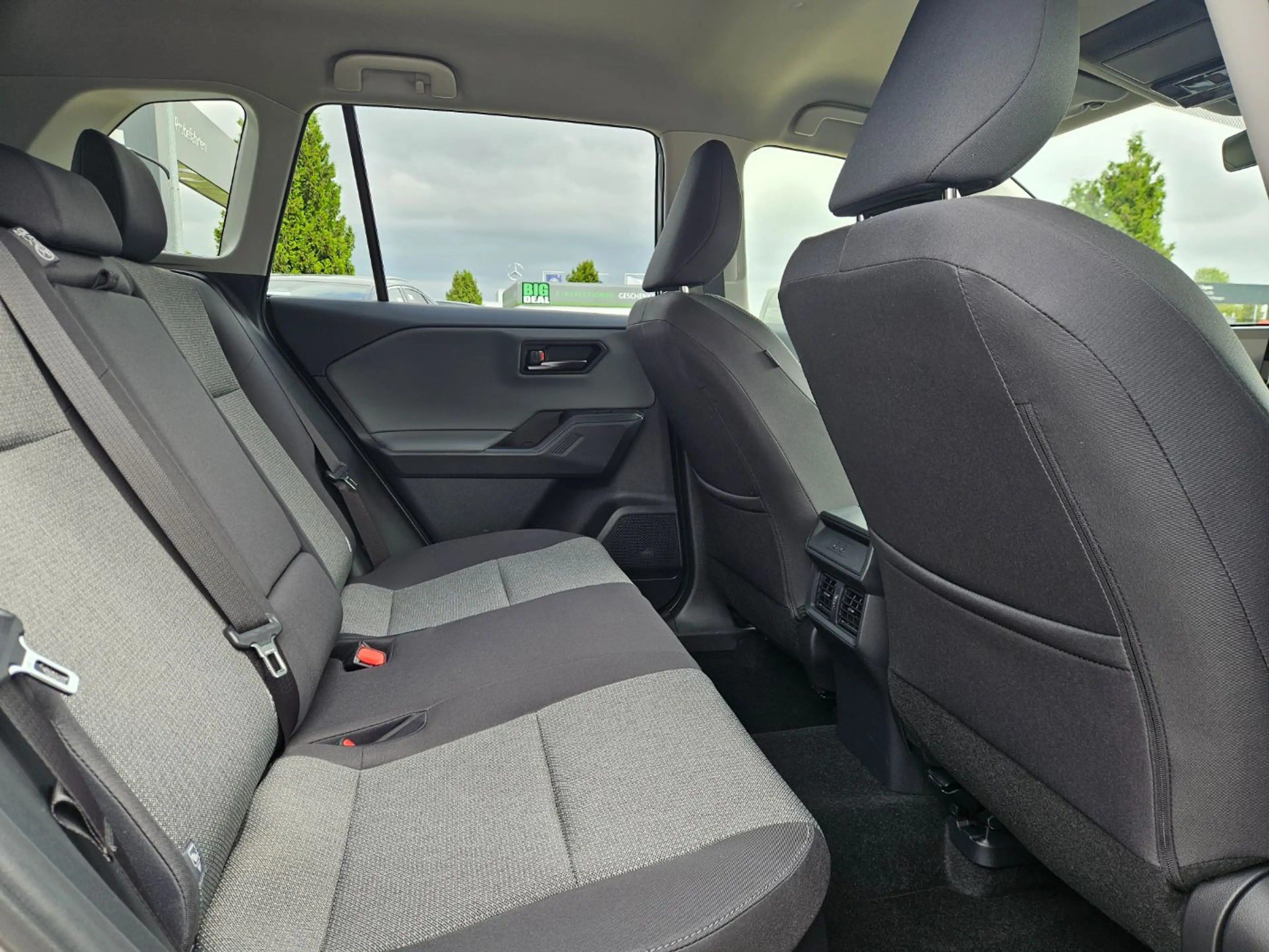 Toyota RAV 4 RAV4 2.5 AWD Teamplayer ACC+LED+Navi+SHZ+2xKlima — photo 14