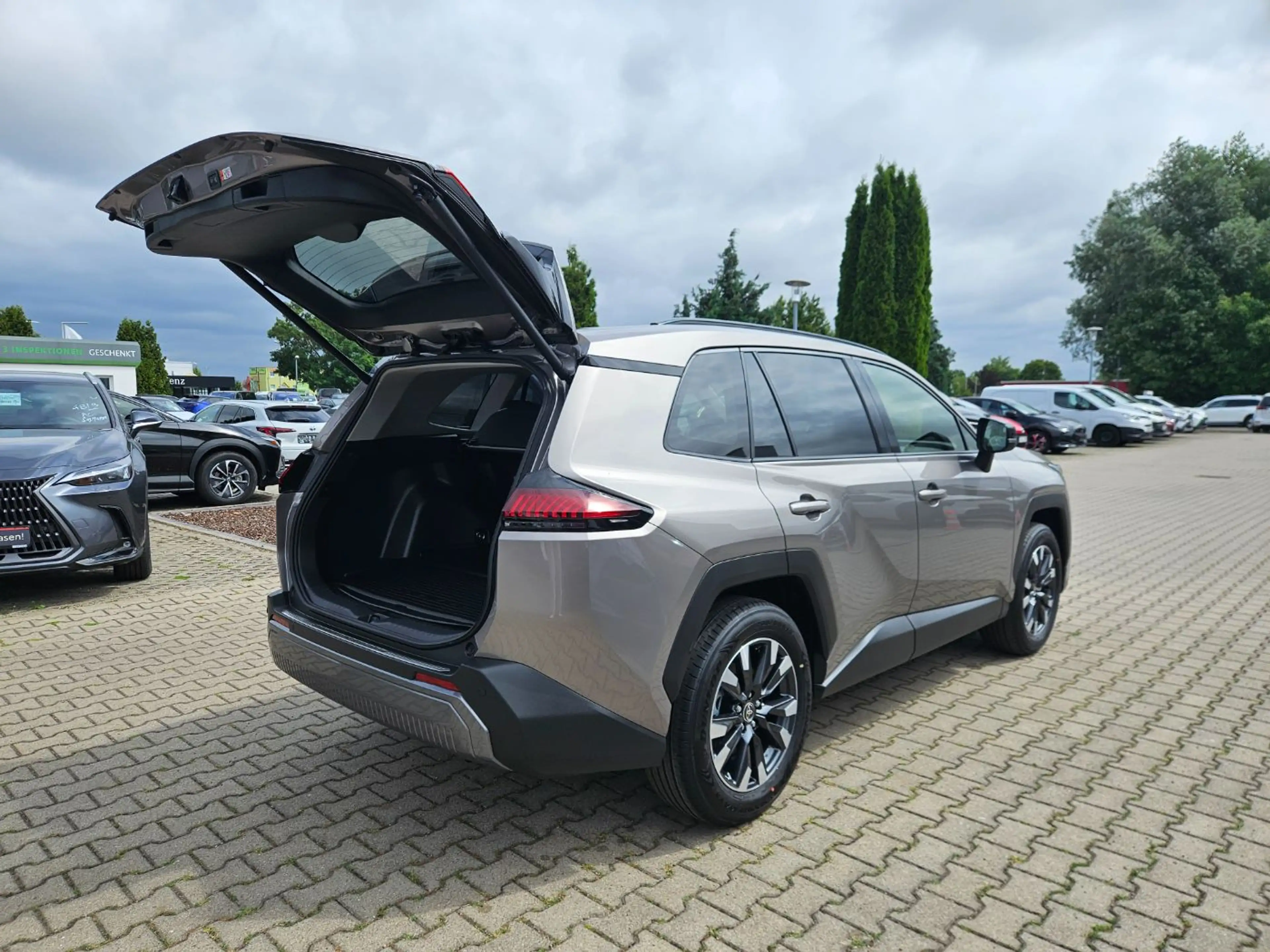 Toyota RAV 4 RAV4 2.5 AWD Teamplayer ACC+LED+Navi+SHZ+2xKlima — photo 11