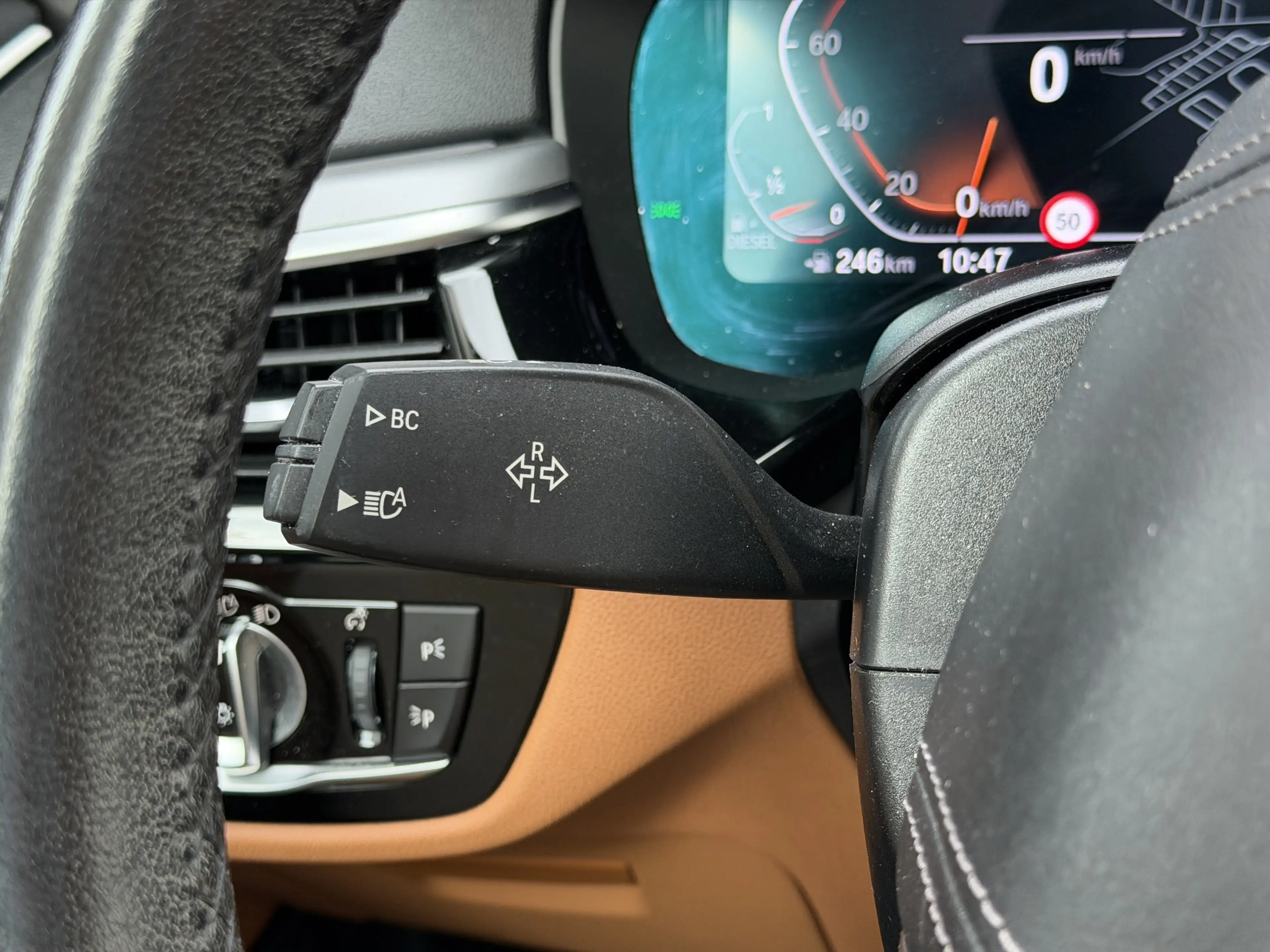 BMW 520 d Touring Aut. | Driving Assistant | LED — photo 12