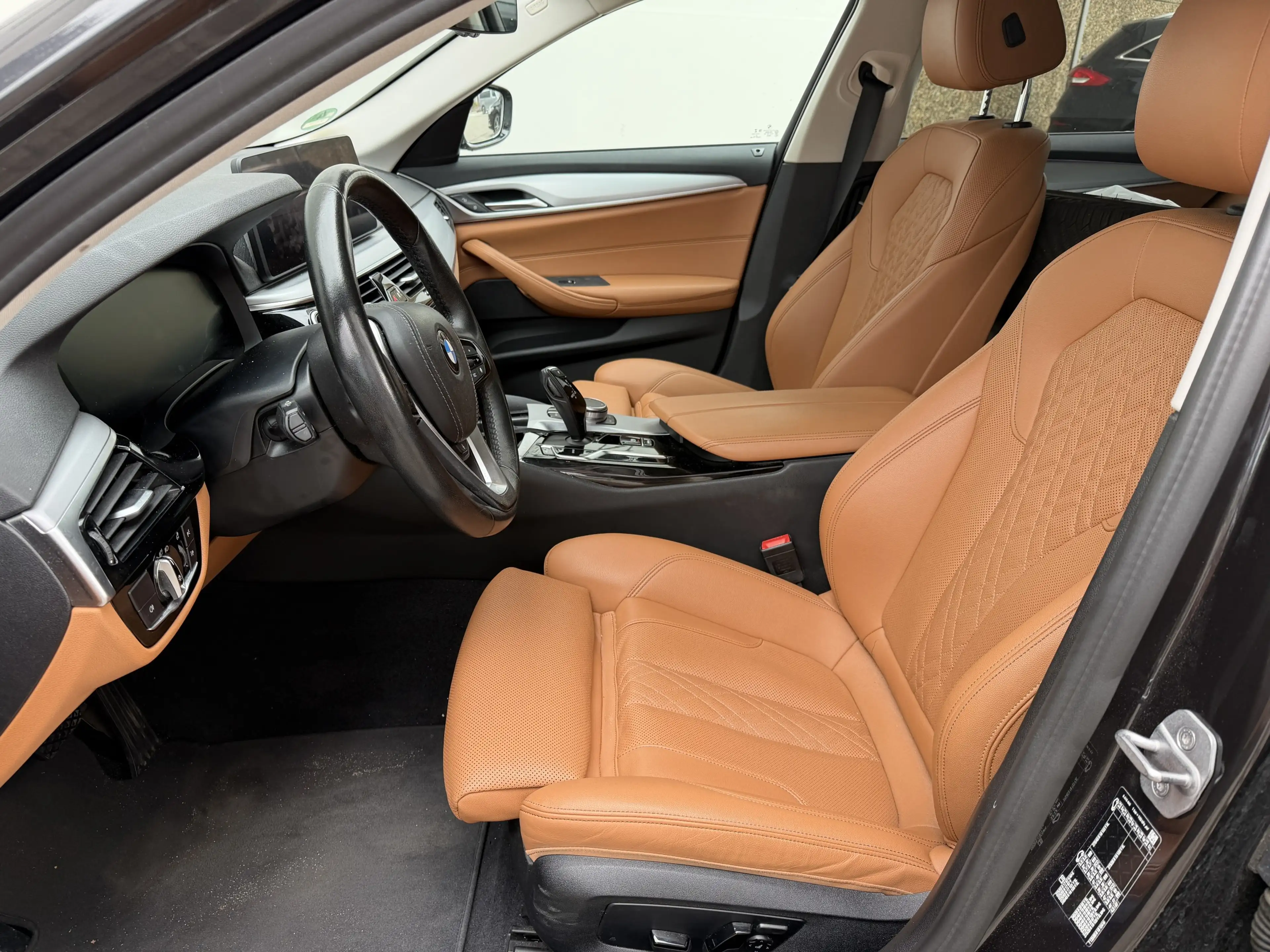 BMW 520 d Touring Aut. | Driving Assistant | LED — photo 3
