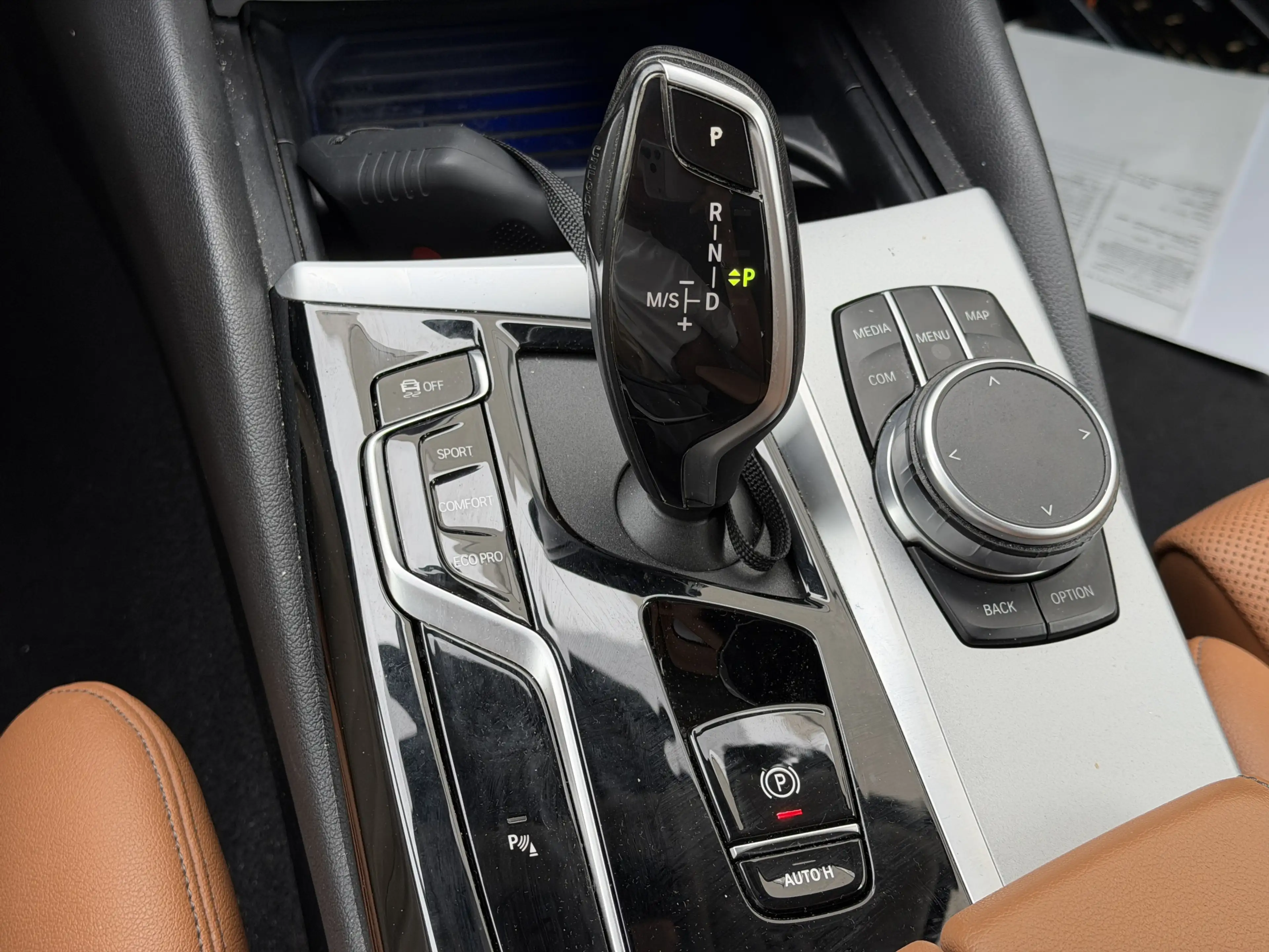 BMW 520 d Touring Aut. | Driving Assistant | LED — photo 13