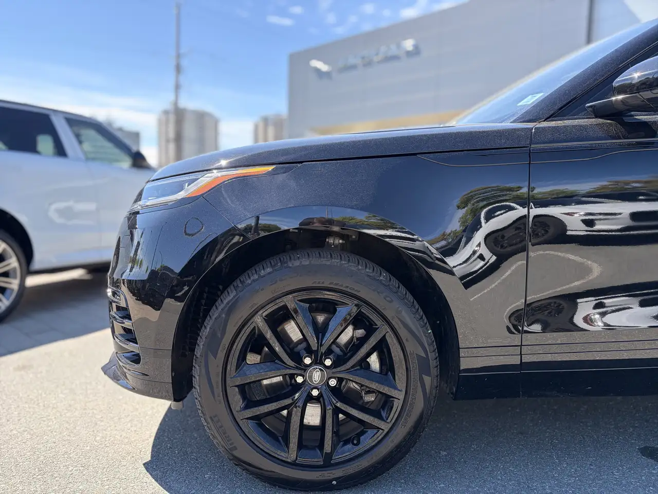 Land Rover Range Rover Velar снимка Land Rover Range Rover Velar