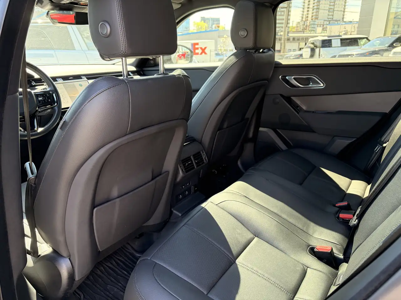 Land Rover Range Rover Velar снимка Land Rover Range Rover Velar