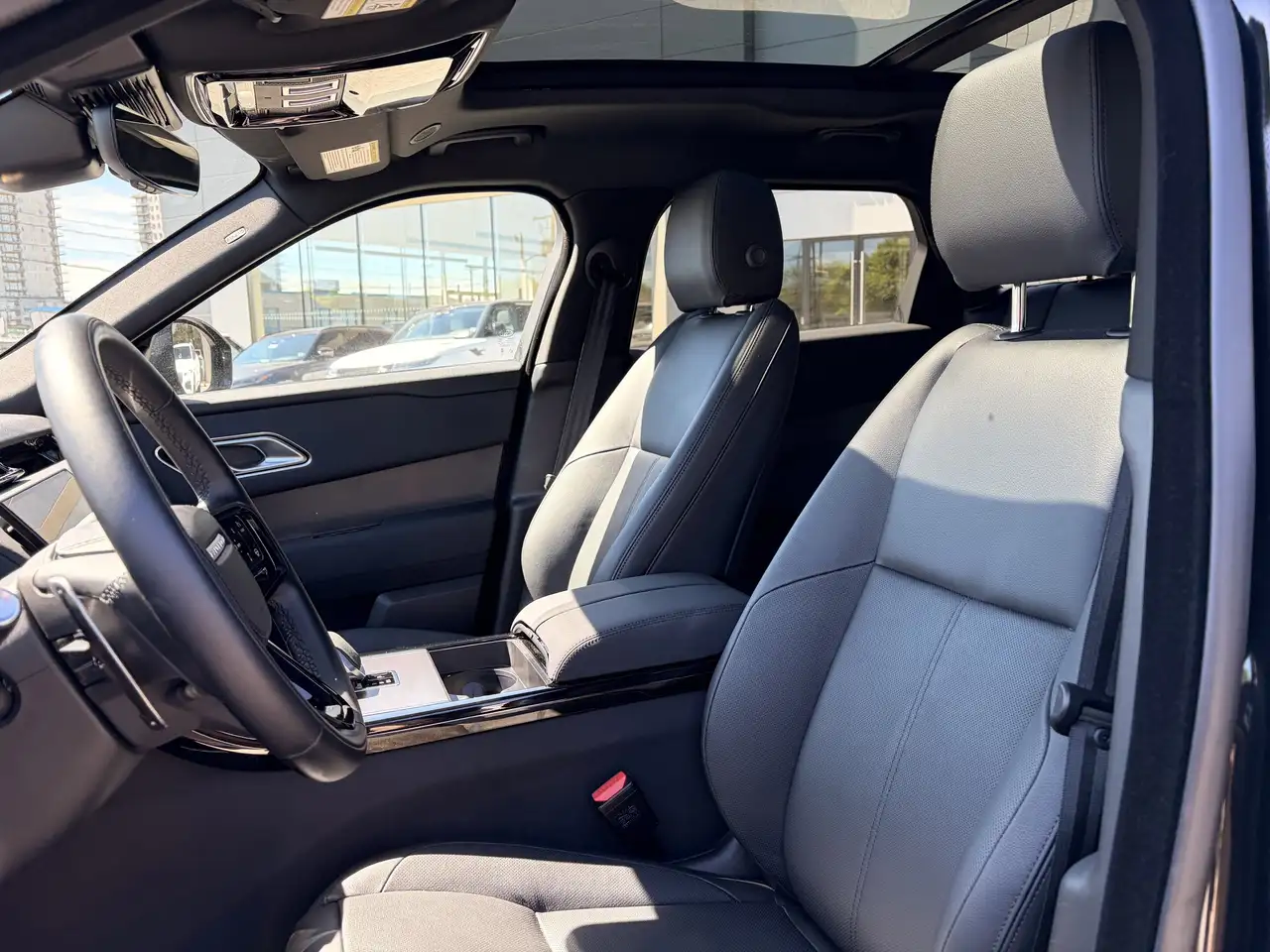 Land Rover Range Rover Velar снимка Land Rover Range Rover Velar