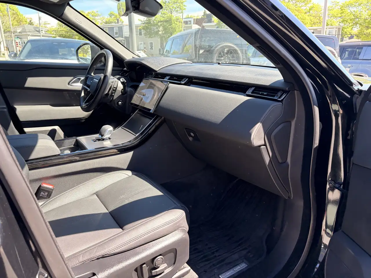 Land Rover Range Rover Velar снимка Land Rover Range Rover Velar