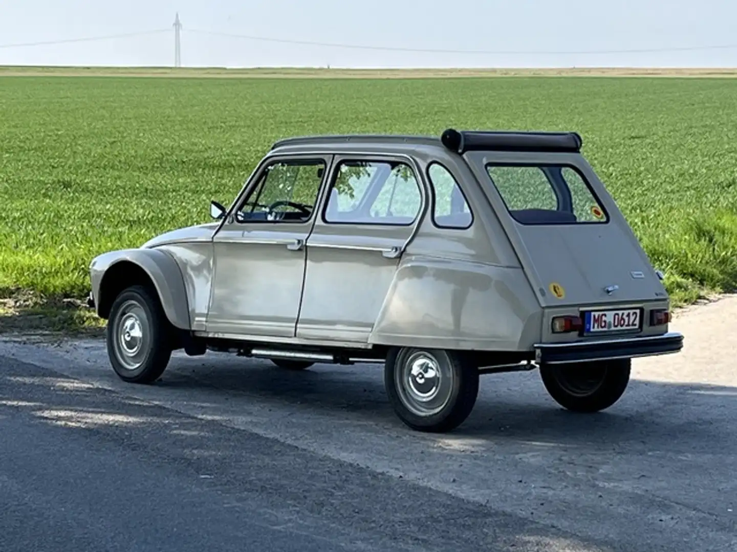 Citroen Dyane mit H- Kennzeichen Bej - 2