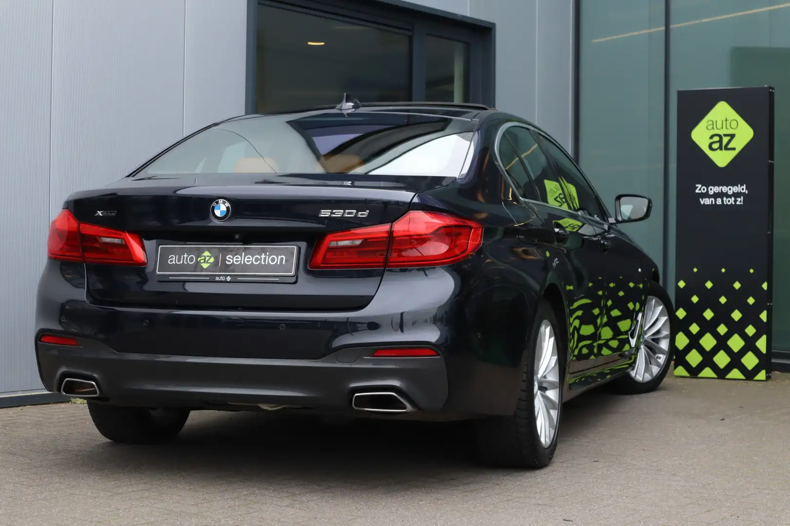 BMW 530 5-serie 530d xDrive High Executive / M-Pakket / Sc Noir - 2