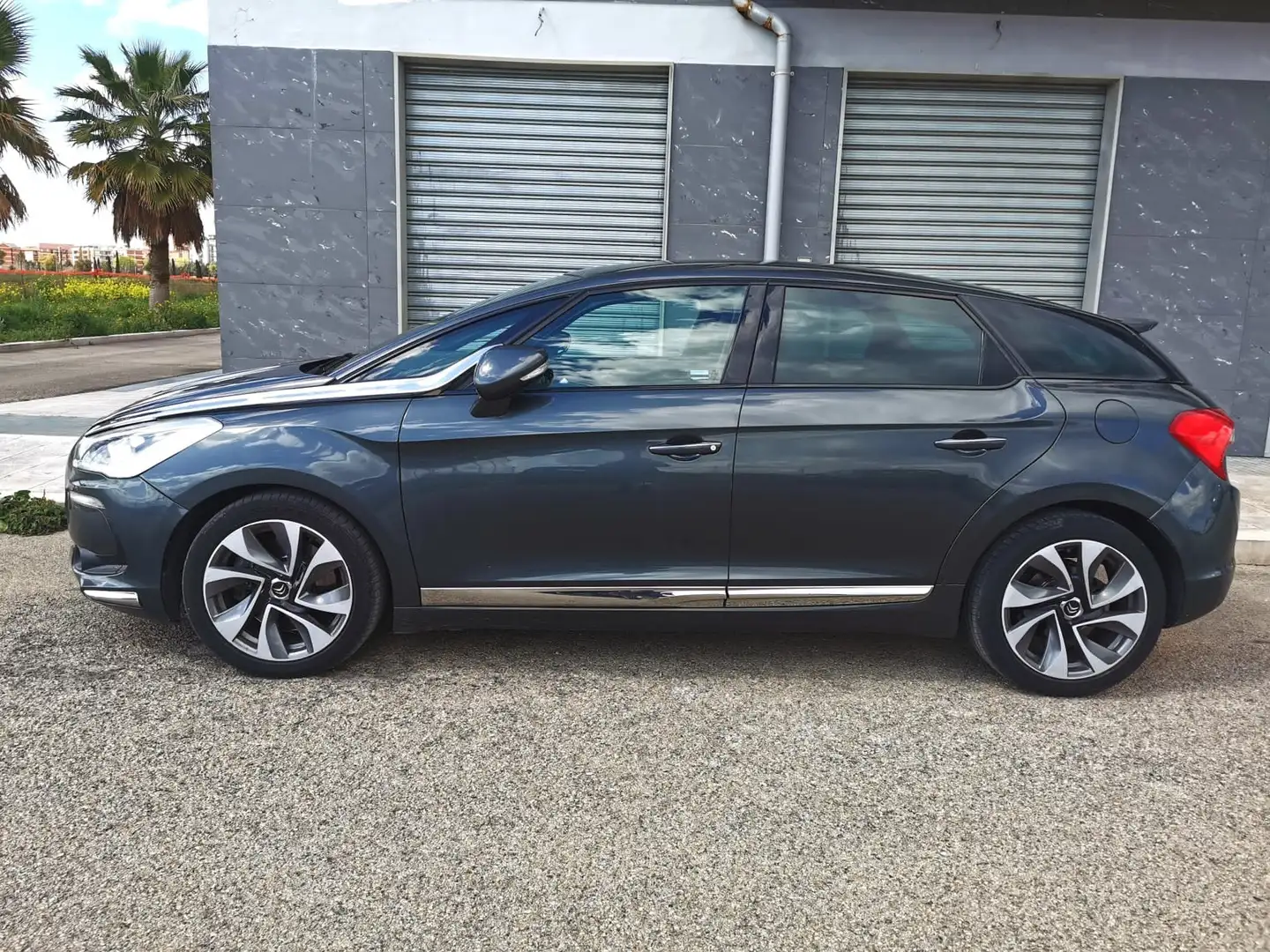Citroen DS5 2.0 hdi Sport Chic 160cv auto - 2