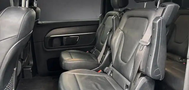 Mercedes-Benz V 300 view 8
