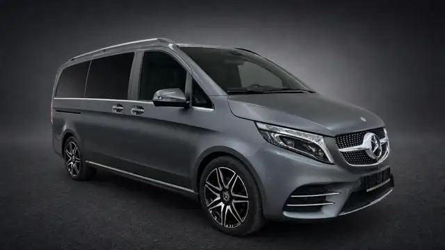 Mercedes-Benz V 300 view 5