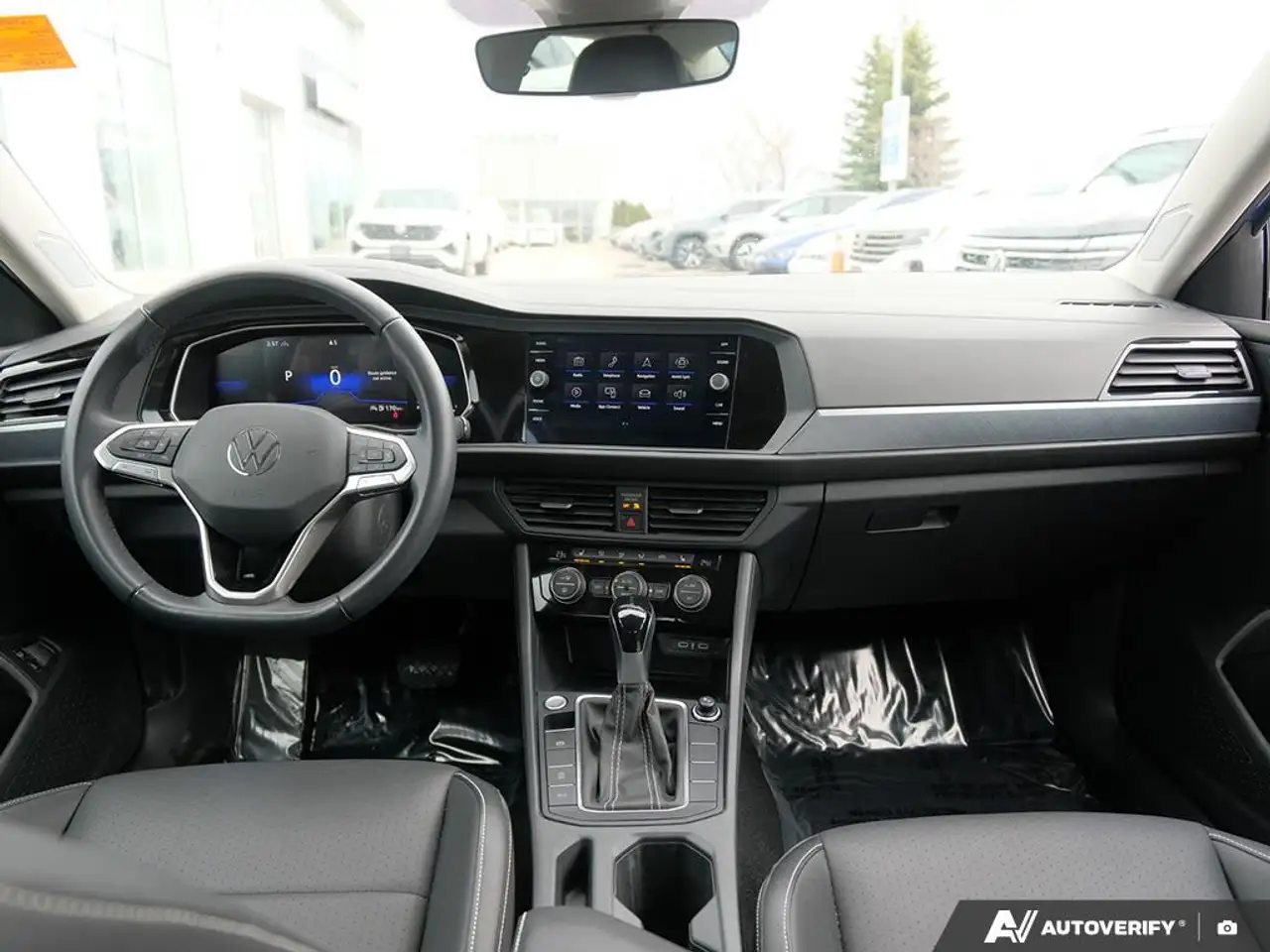 Volkswagen Jetta снимка Volkswagen Jetta