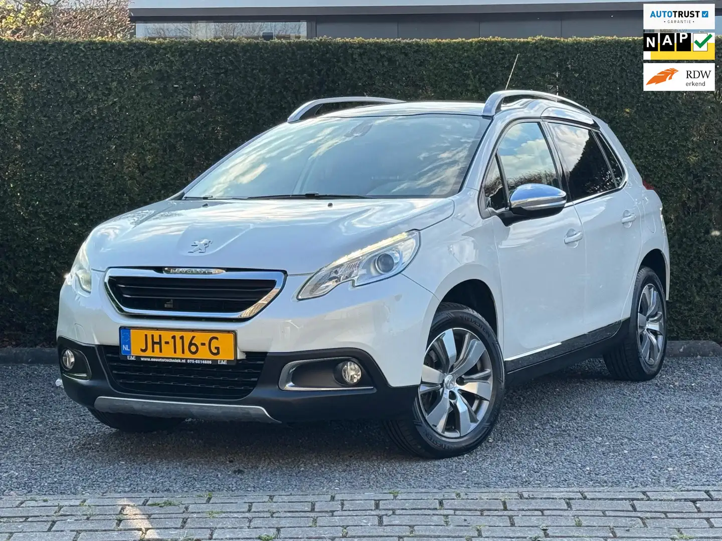 Peugeot 2008 1.2 Allure | 130 PK | New Apk | Rijdt Super! Wit - 1