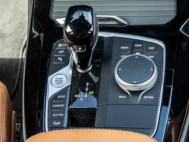 BMW X3 M view 10