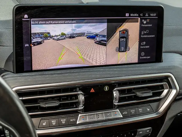 BMW X3 M view 8