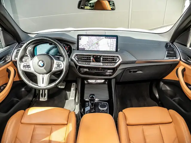 BMW X3 M view 5
