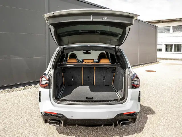 BMW X3 M view 19