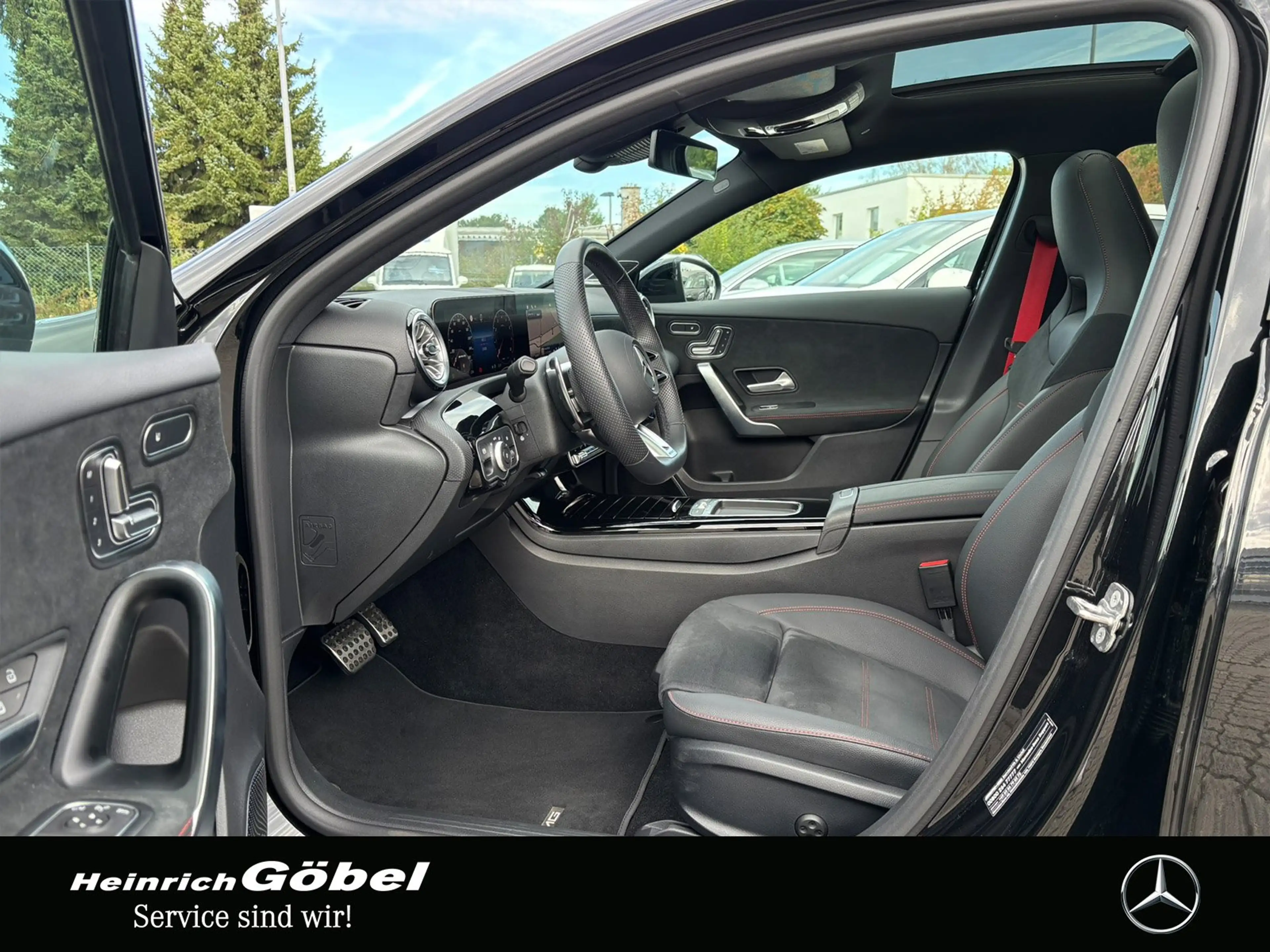 Mercedes-Benz A 35 AMG AMG A 35 HEAD-UP*PANO*BURMESTER*DISTRONIC*360°* — photo 10
