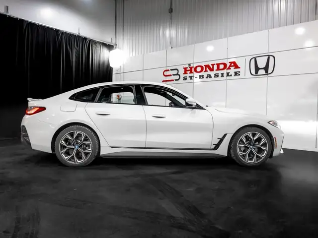 BMW i4 2023 — photo 8