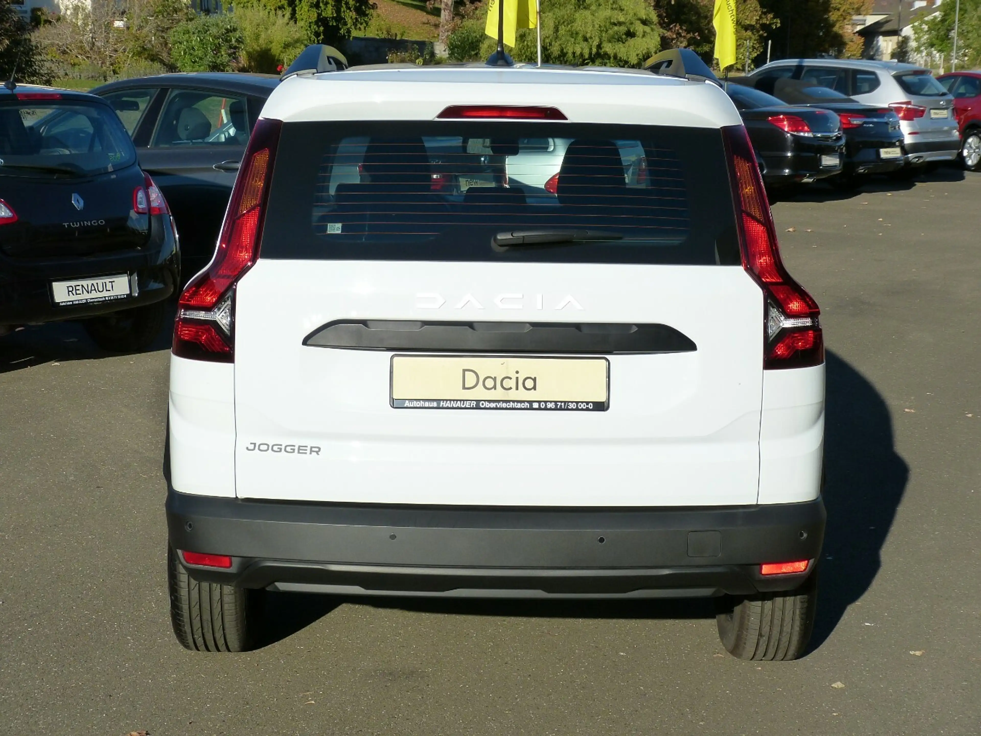 Dacia Jogger Essential TCE 100 ECO-G [1. HAND] — photo 7