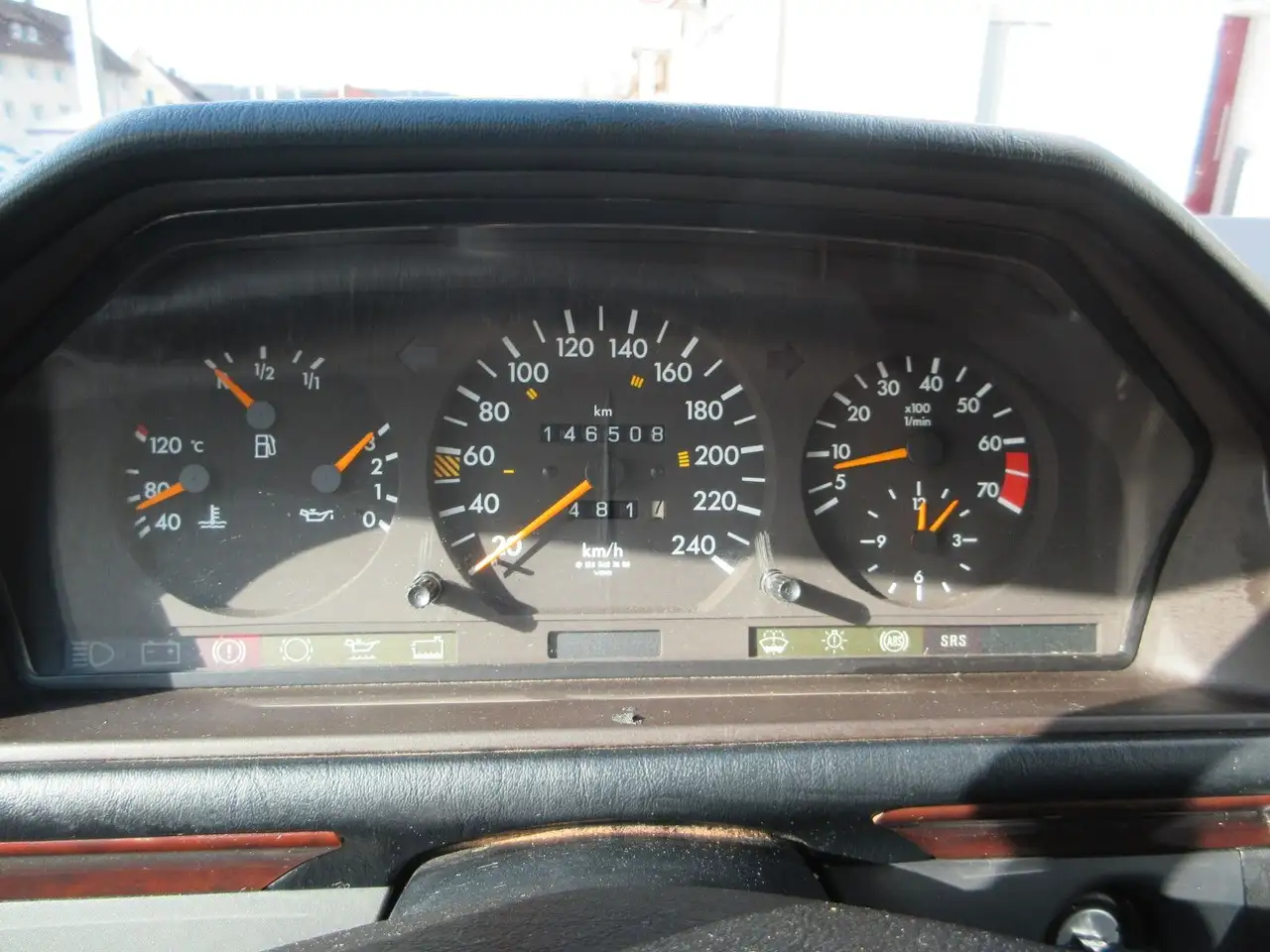 Mercedes-Benz E 200 Sportline Cabrio/Klimaanlage/LM Felgen, foto 10