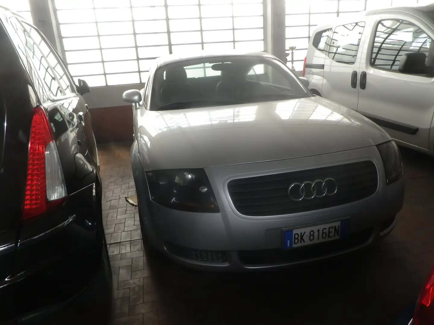 Audi TT TT   Coupe 1.8t Grigio - 2