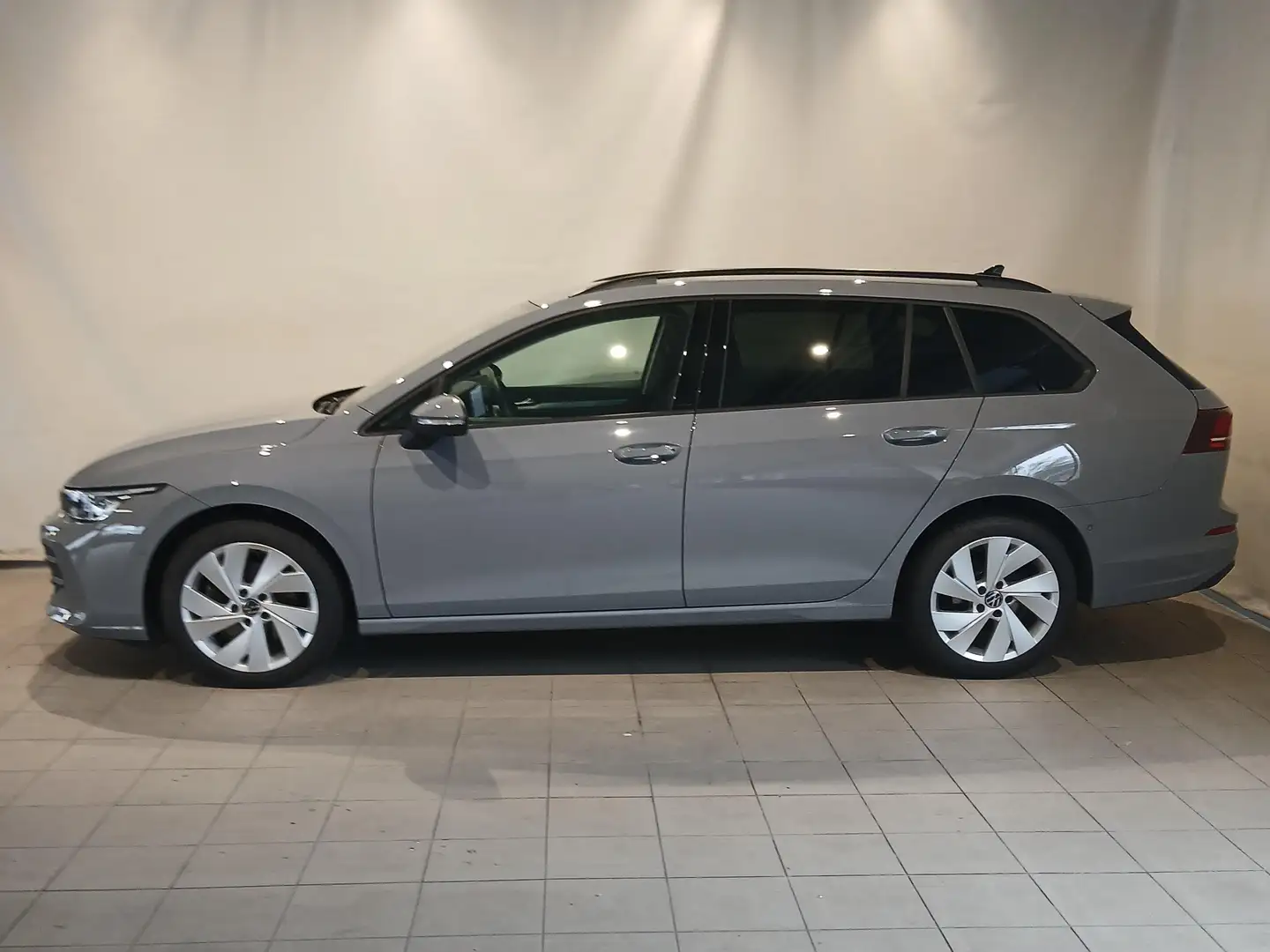Volkswagen Golf Variant 2.0 TDI 85 kW Business TDI Grau - 2