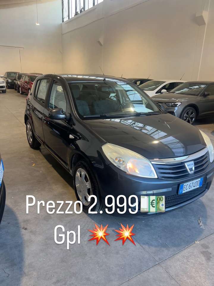 Dacia Sandero 1.4 8v Laureate Gpl