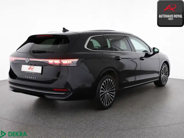 Volkswagen Passat view 5