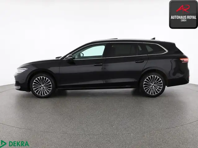 Volkswagen Passat view 2