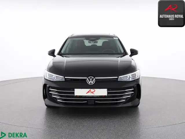 Volkswagen Passat view 8