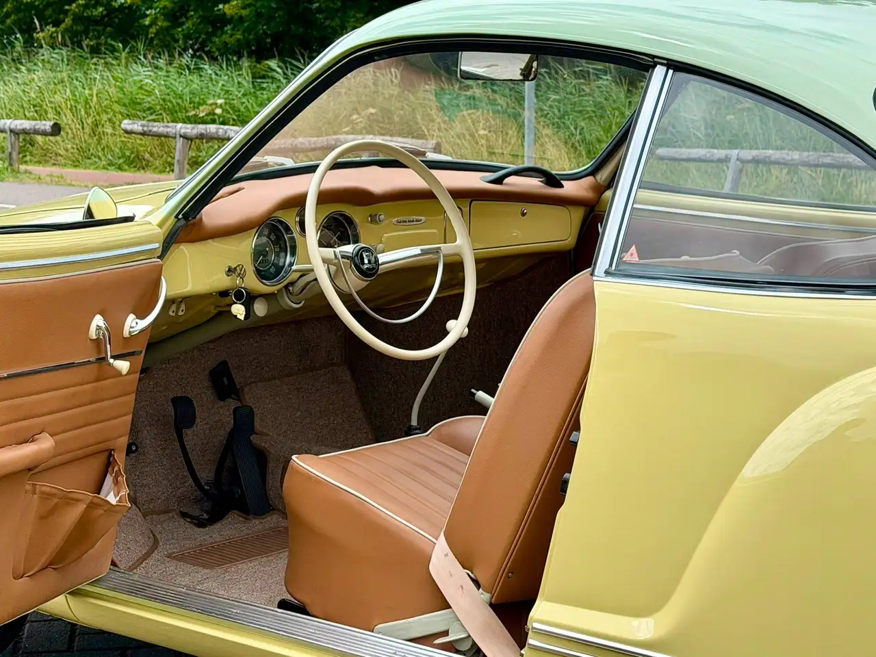 Volkswagen Karmann Ghia undefined, foto 4