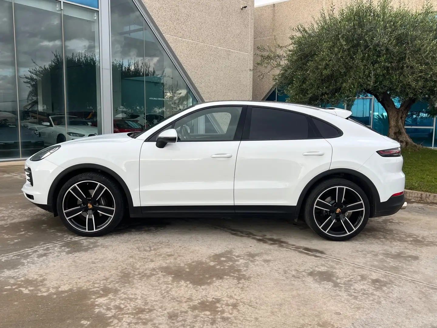 Porsche Cayenne Coupè 3.0 tiptronic Blanc - 2