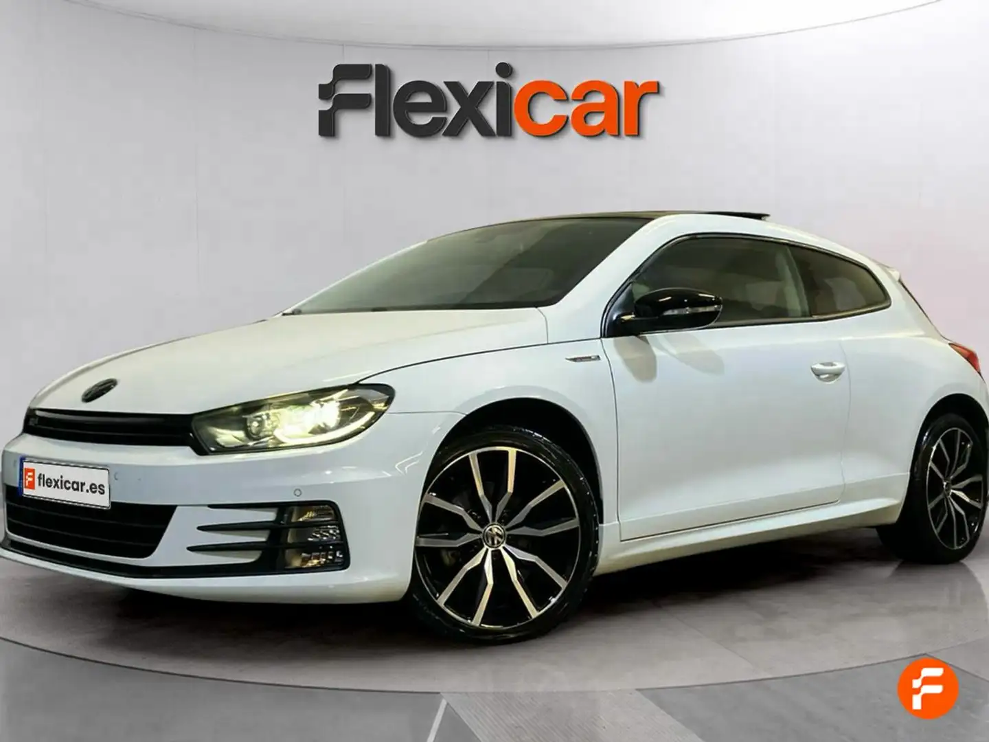 Volkswagen Scirocco 2.0TDI BMT Typhoon by R-Line DSG 110kW Blanc - 2