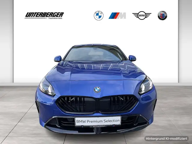 BMW 1 Series view 2
