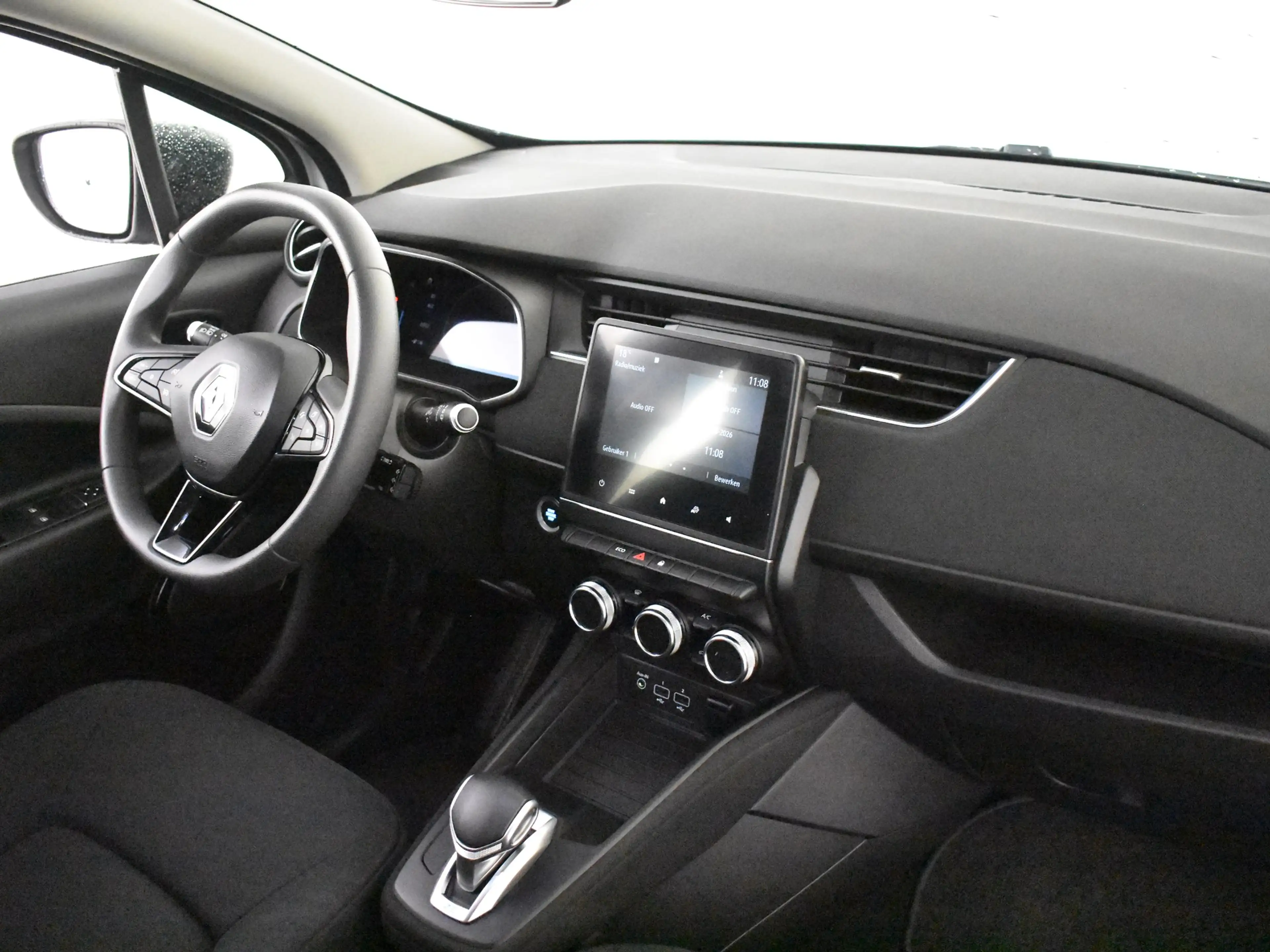 Renault ZOE R110 Life 52 kWh | Achteruitrijcamera | Climate co — photo 6
