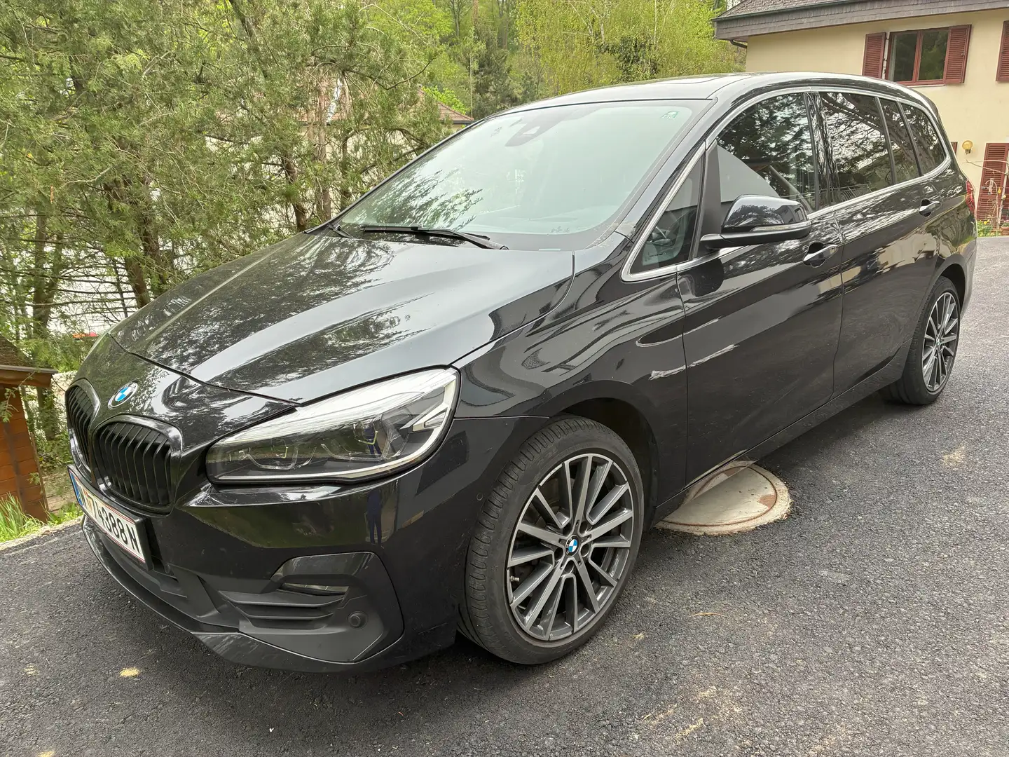 BMW 220 220d Gran Tourer Aut. Schwarz - 1