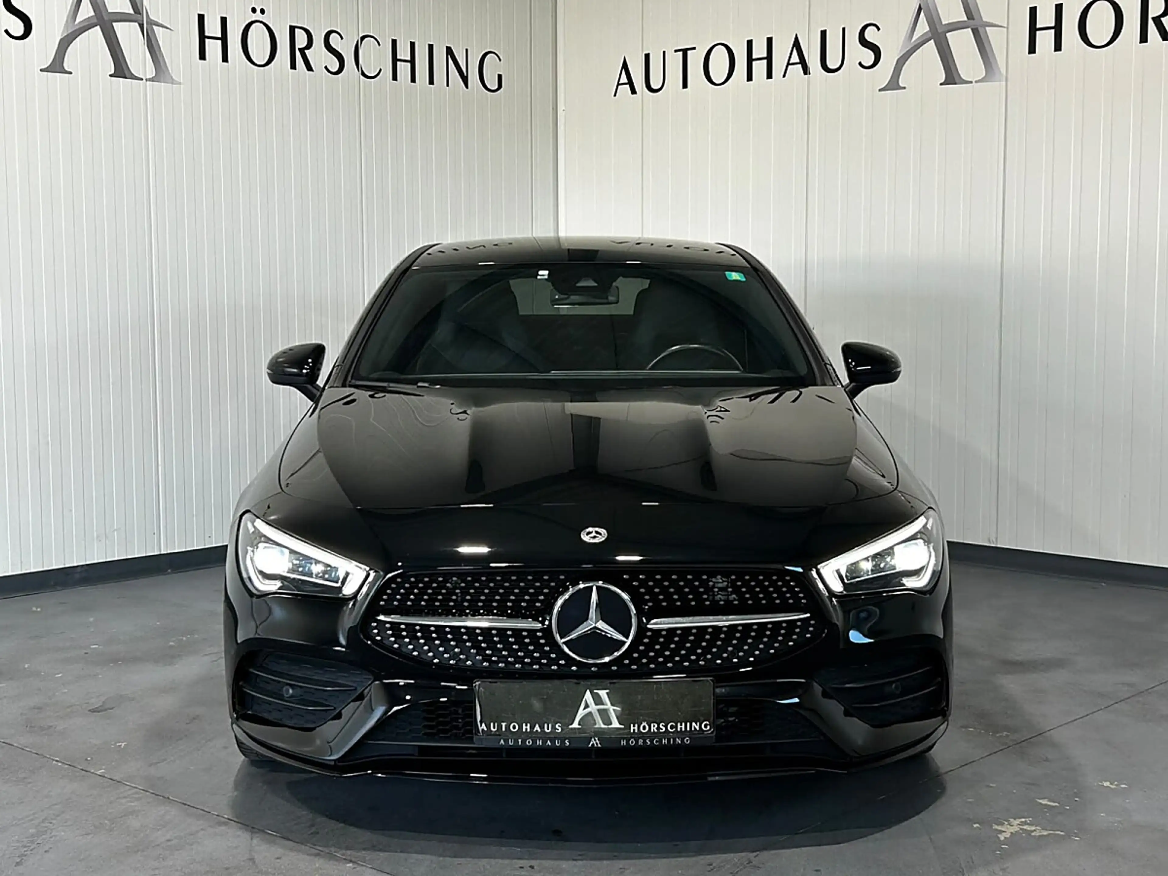 Mercedes-Benz CLA 200 d Aut.//AMG-PAKET//AMBIENTE//SITZHEIZUNG — photo 2