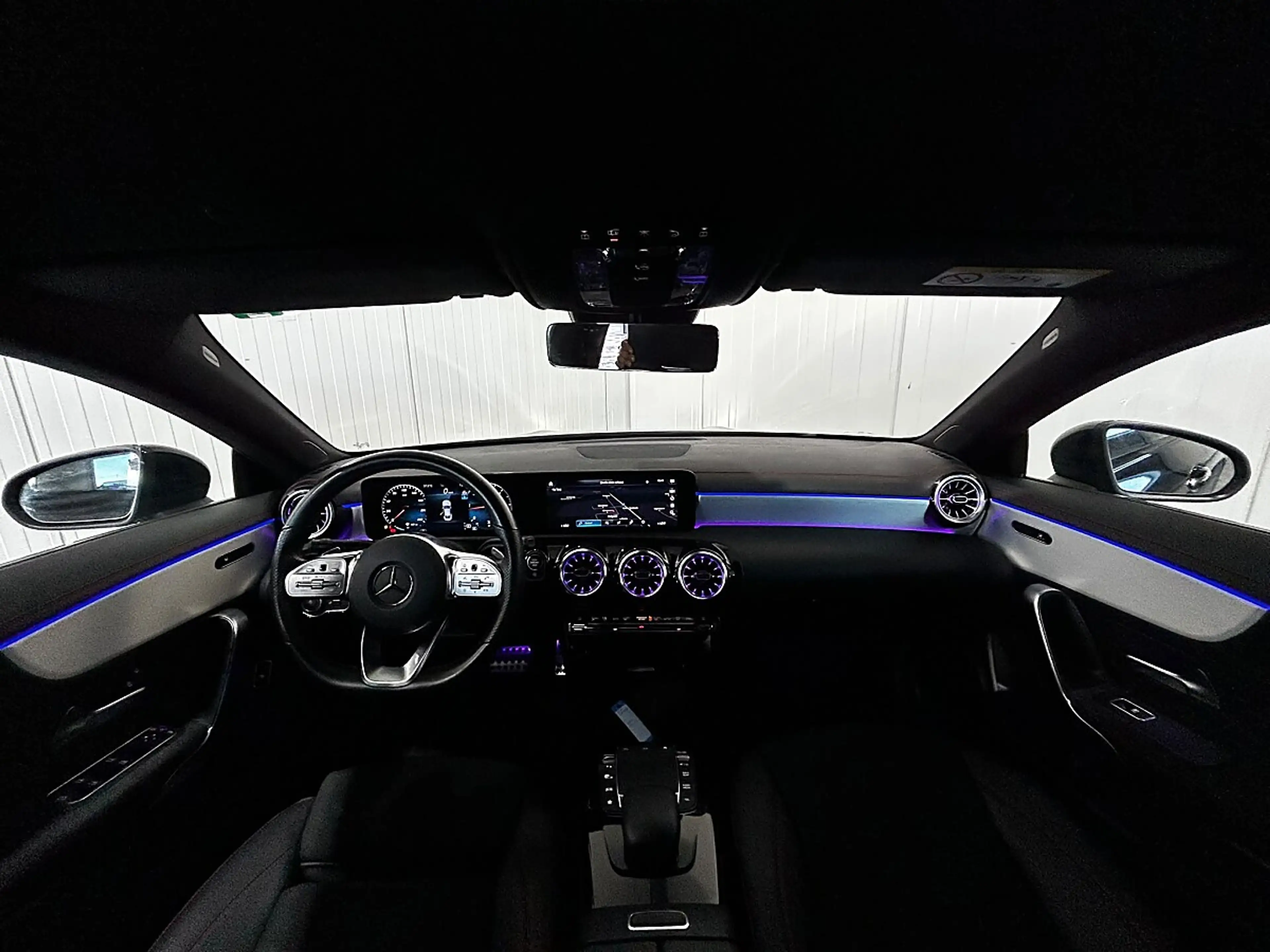 Mercedes-Benz CLA 200 d Aut.//AMG-PAKET//AMBIENTE//SITZHEIZUNG — photo 7
