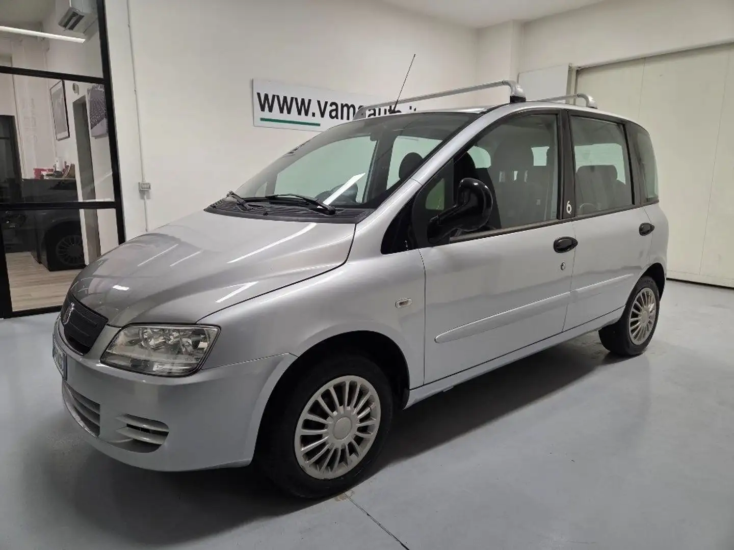 Fiat Multipla 1.6 16V Natural Power Dynamic Plateado - 1