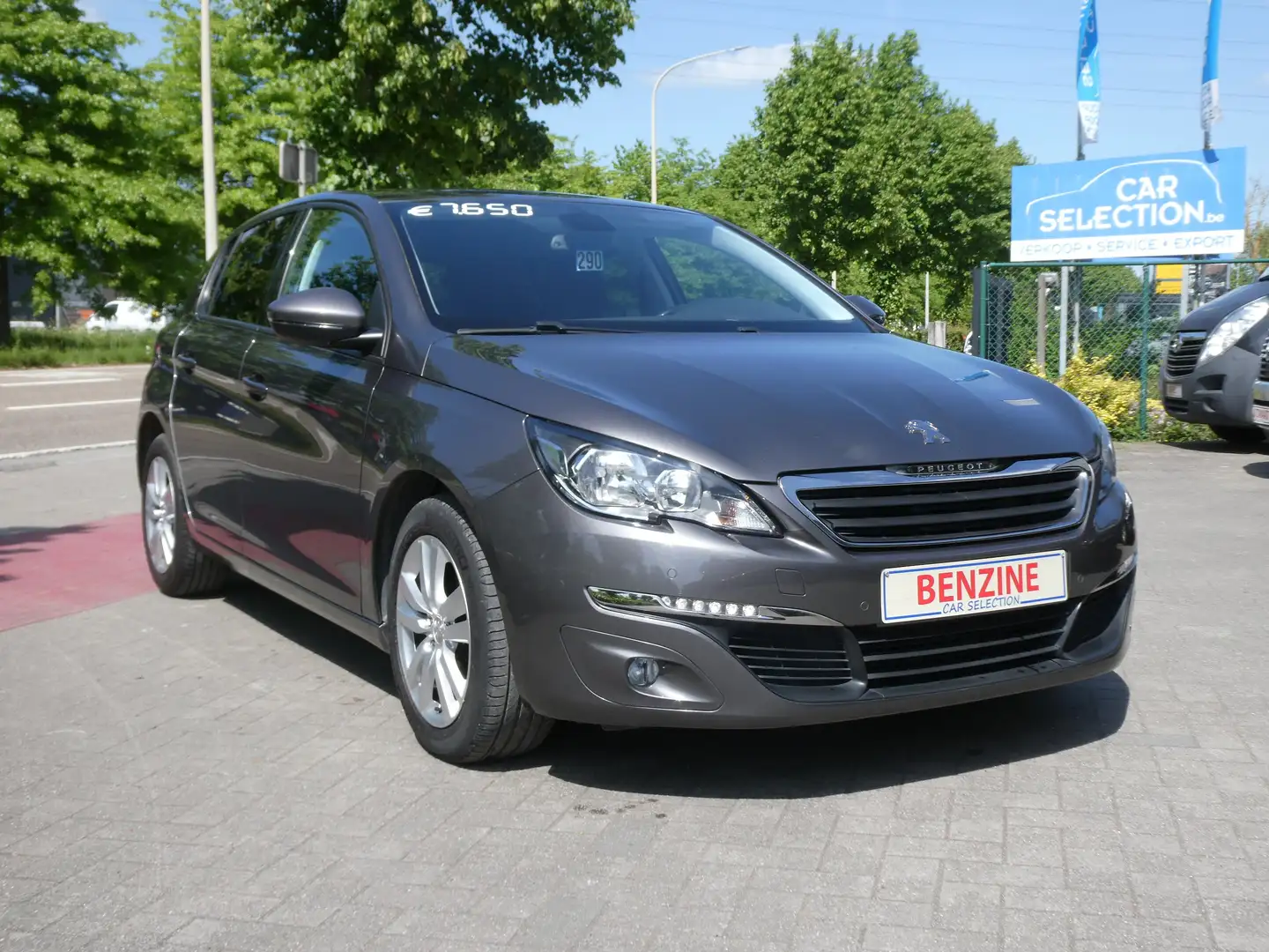 Peugeot 308 1.2i-110pk ,Airco,GPS,Cruise,PDC, 1j Garantie Gris - 1