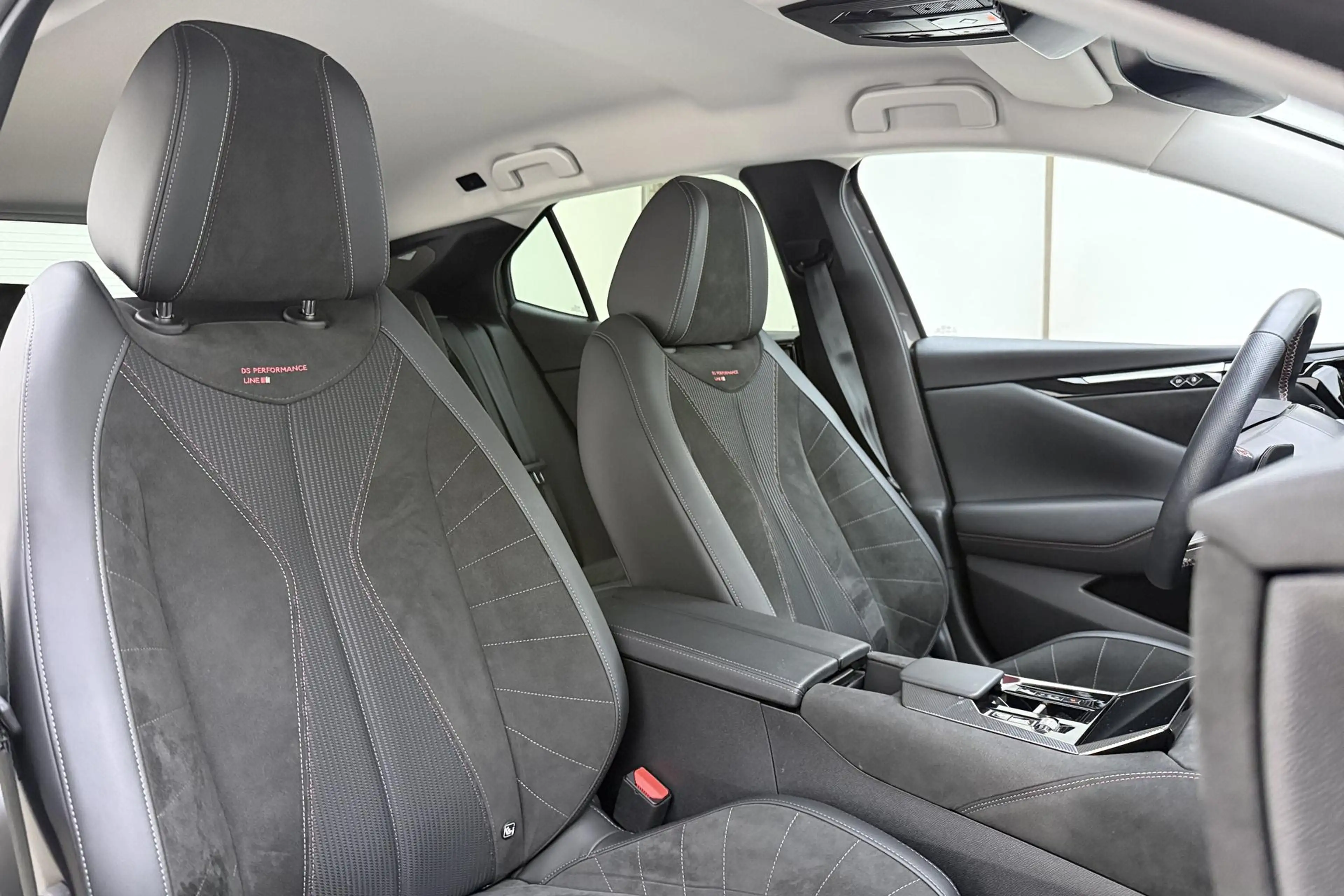 DS Automobiles DS 4 1.2 Turbo Performance Line 130 PK Automaat | Navig — photo 3