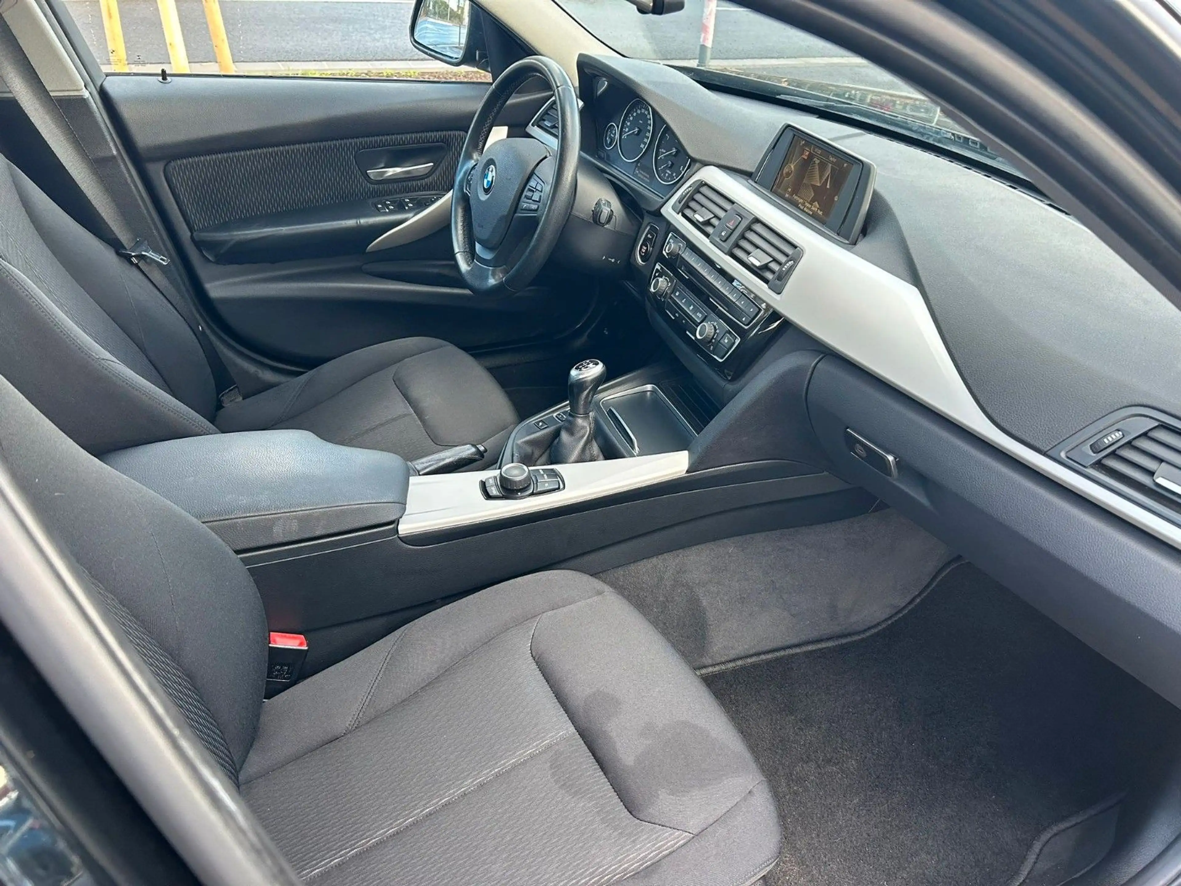 BMW 316 d Touring 2.0 PDC+SHZ+TEMP+KLIMA — photo 10