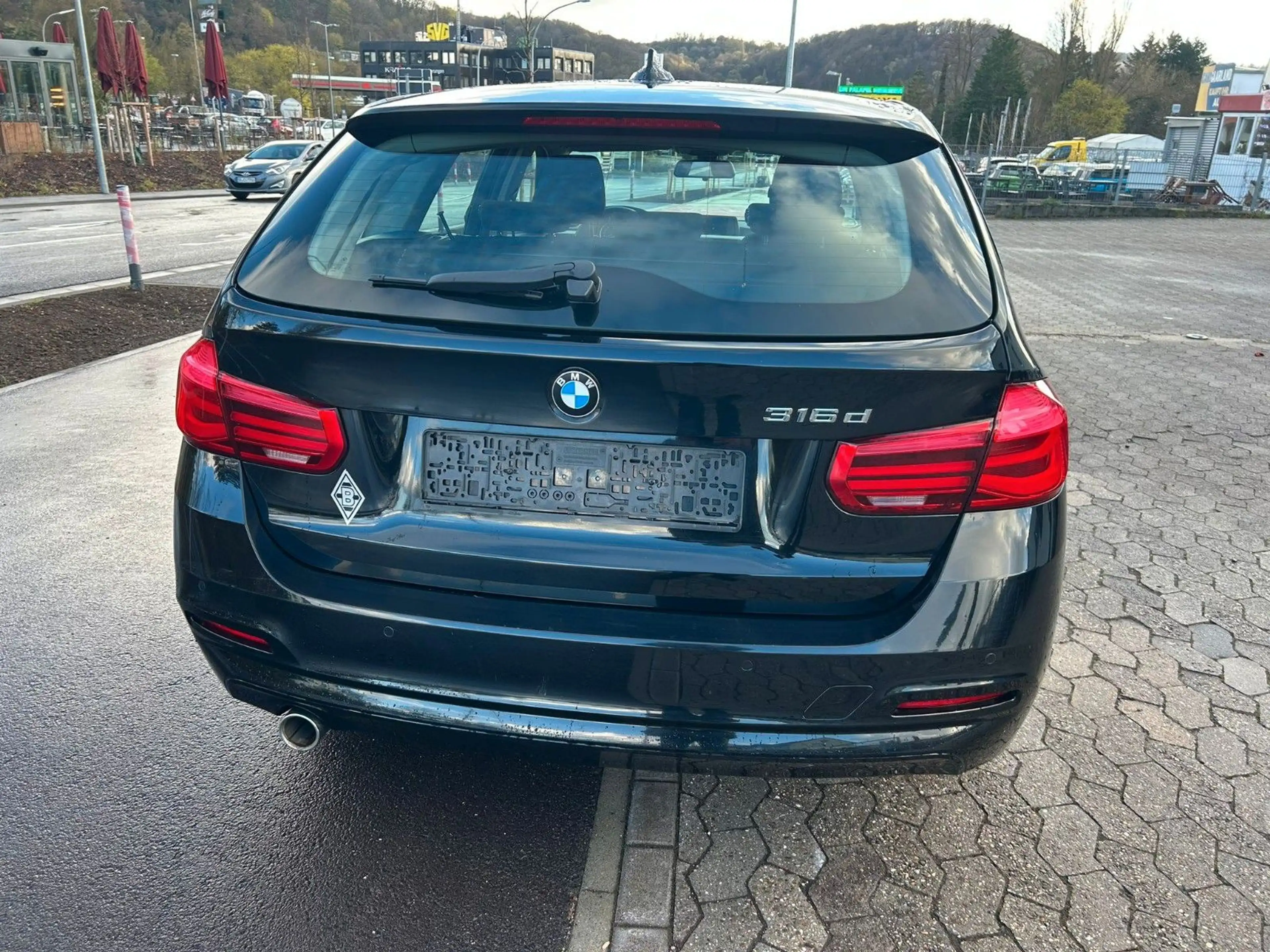 BMW 316 d Touring 2.0 PDC+SHZ+TEMP+KLIMA — photo 6