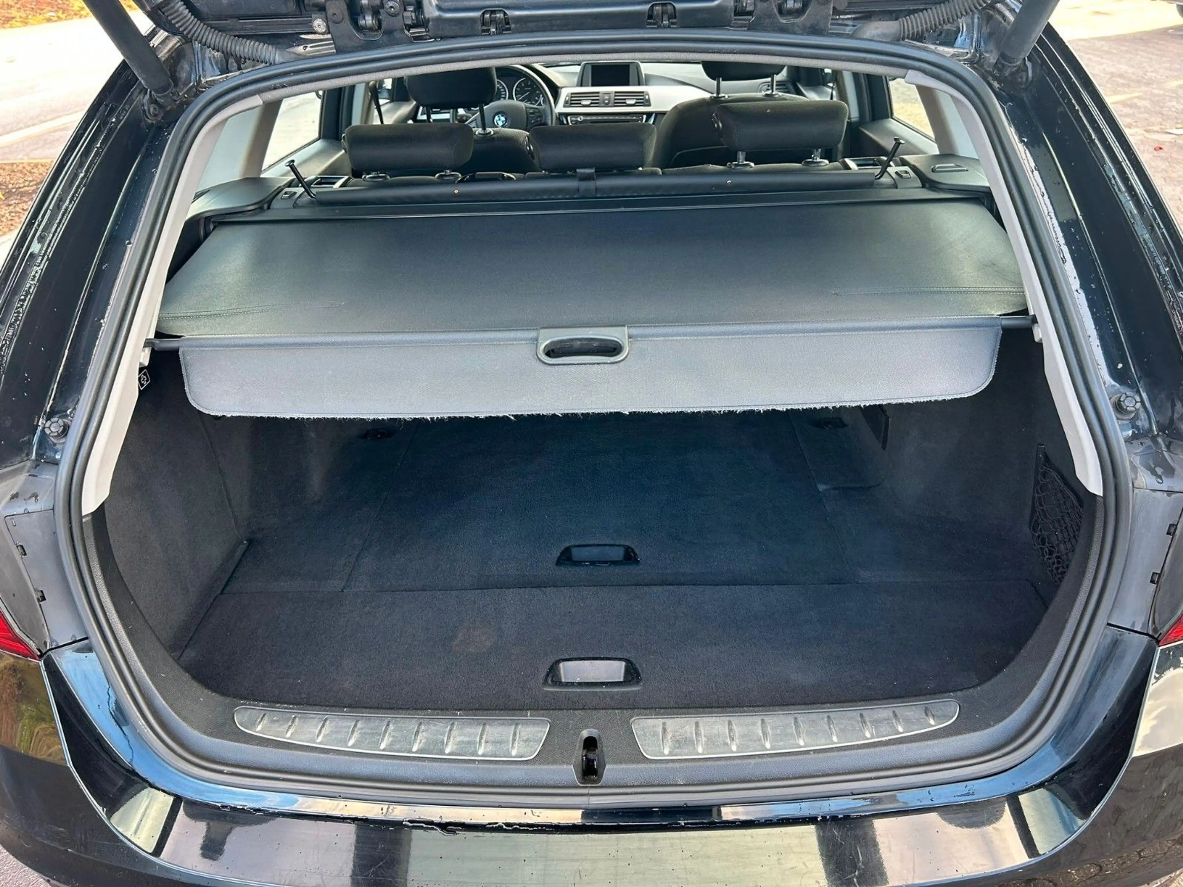 BMW 316 d Touring 2.0 PDC+SHZ+TEMP+KLIMA — photo 14