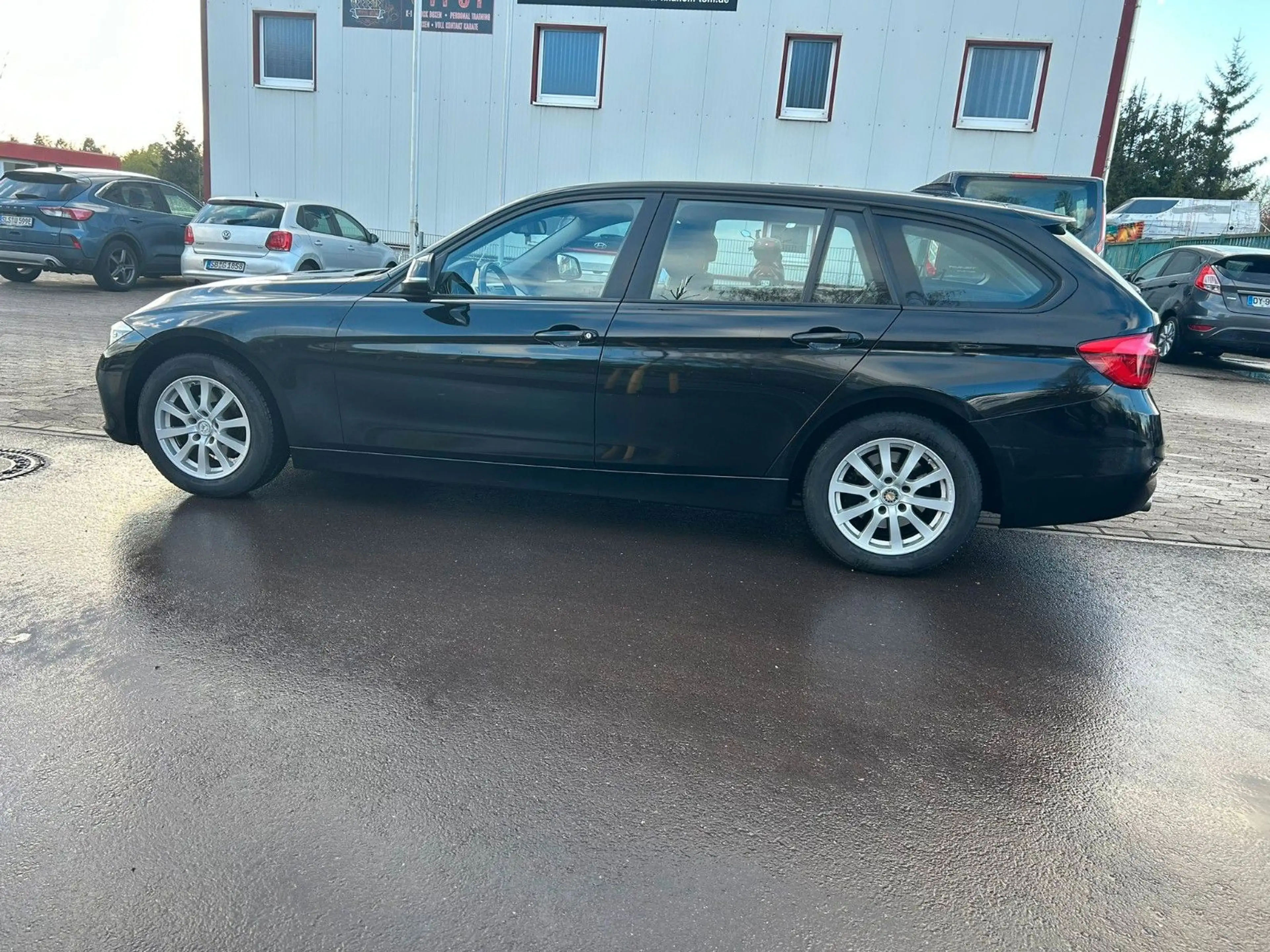 BMW 316 d Touring 2.0 PDC+SHZ+TEMP+KLIMA — photo 8