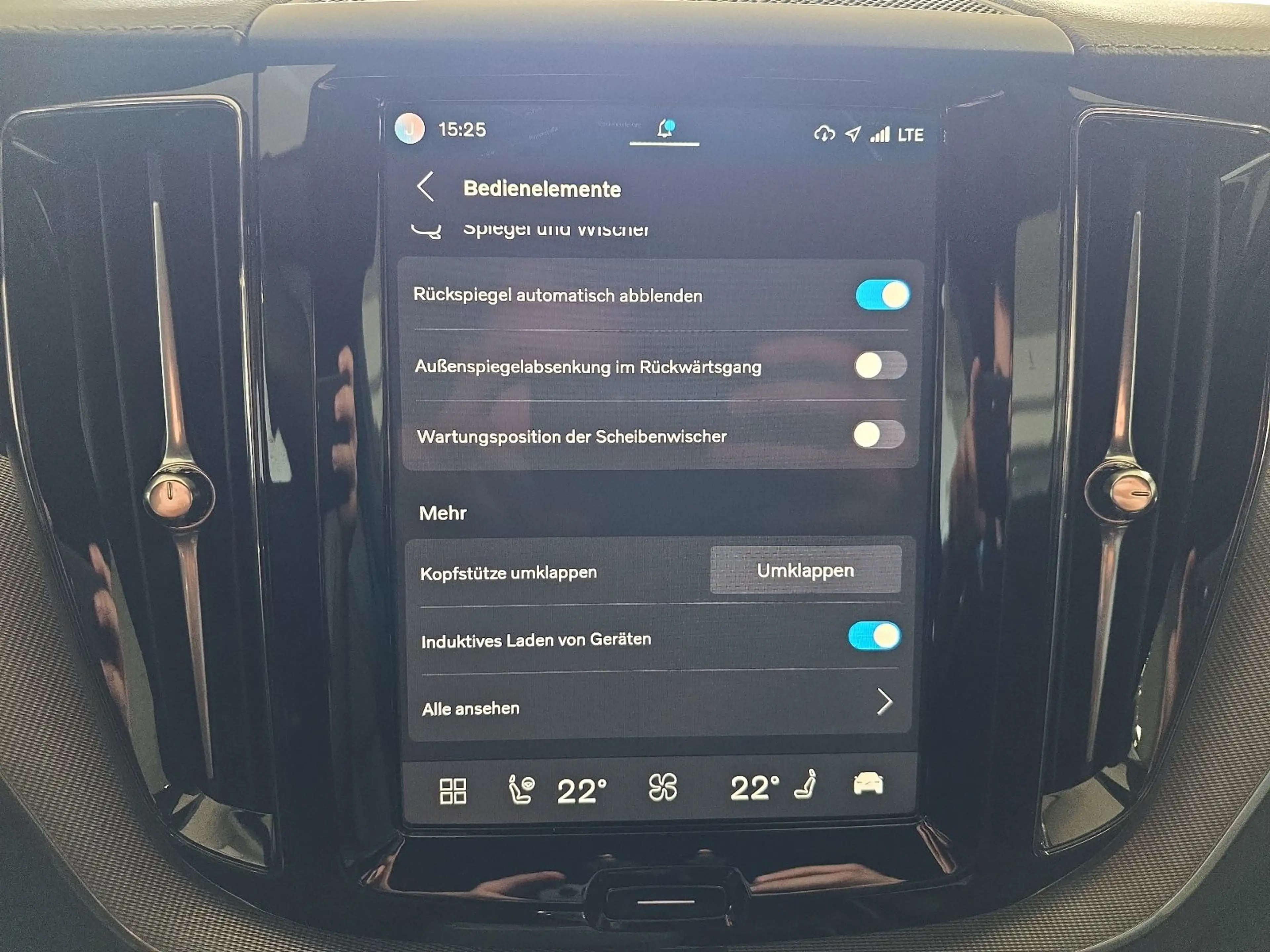 Volvo XC60 B5 Ultra Dark AWD ACC BLIS FourC AHK 360° — photo 34