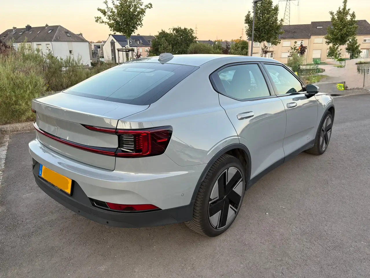 Polestar 2 2024