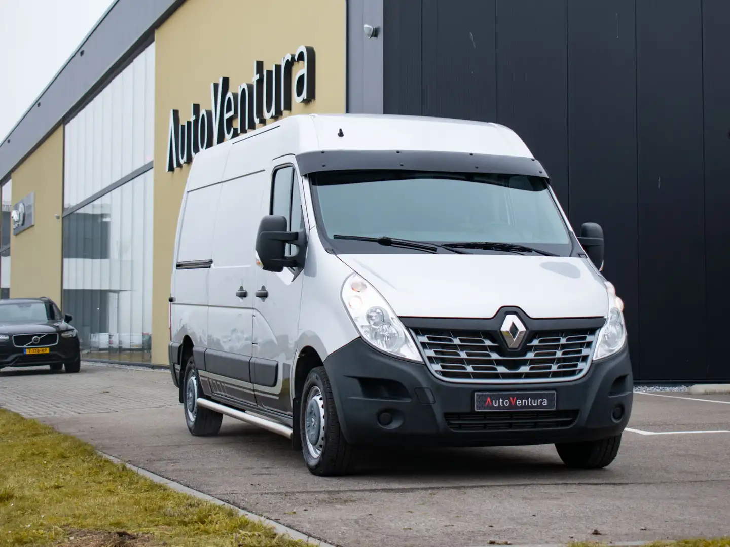 Renault Master 170pk 2.3 dCi L2H2 Trekhaak | Achteruitrijcamera | Grijs - 2